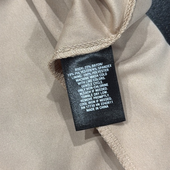 Mossimo Sheer Geometric Design Maxi Dress with Tan Liner - XS - Picture 4 of 6